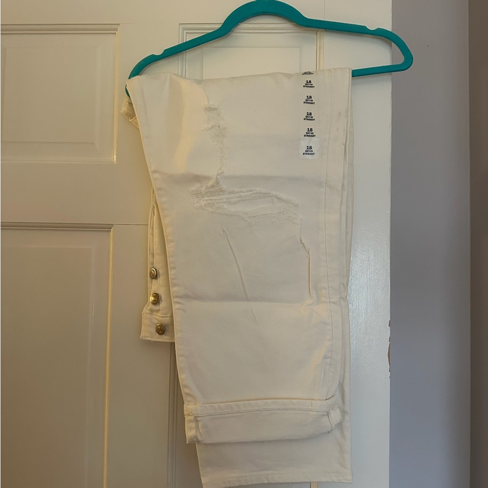 Old Navy Women's Straight Leg Jeans - Cream